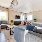 Montezera Butikowe Ekspedycje Sauna I Widok