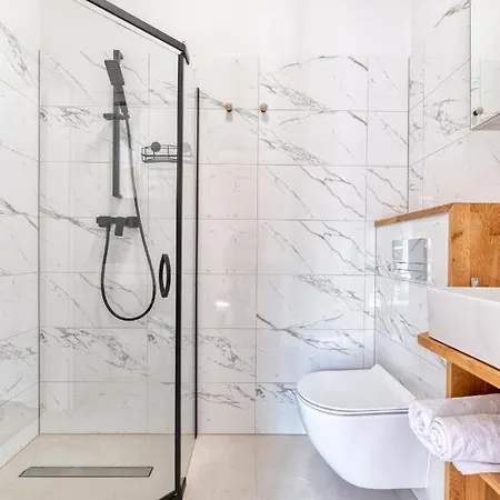 Montezera Butikowe Ekspedycje Sauna I Widok 公寓 *