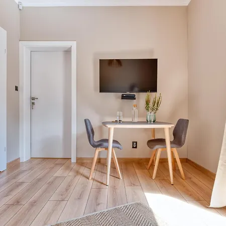 Montezera Butikowe Ekspedycje Sauna I Widok