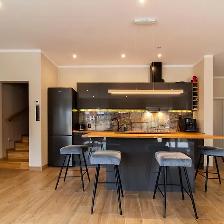 Montezera Butikowe Ekspedycje Sauna I Widok *