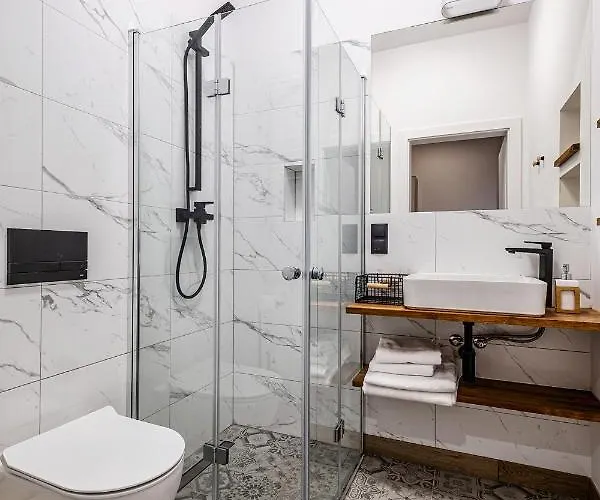 Montezera Butikowe Ekspedycje Sauna I Widok