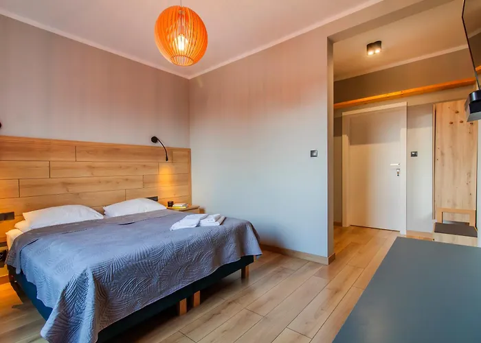 Montezera Butikowe Ekspedycje Sauna I Widok