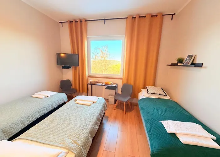 Montezera Butikowe Ekspedycje Sauna I Widok アパート ピエホビツェ